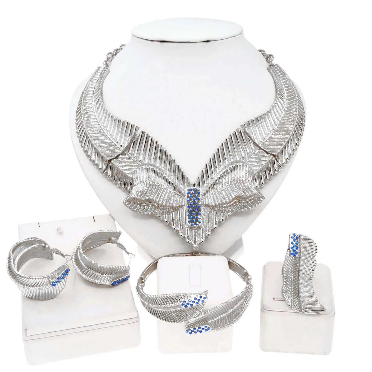 Gorgeous Luxury Wedding Jewelry Set - 24K Pendant & Matching Accessories