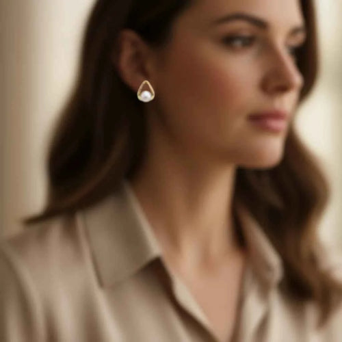 Catechandlo AAA Grade Bezel Set Pearl Earrings 18K Gold Plated Akoya Studs Geometric Minimalist Design for Women Everyday Wear