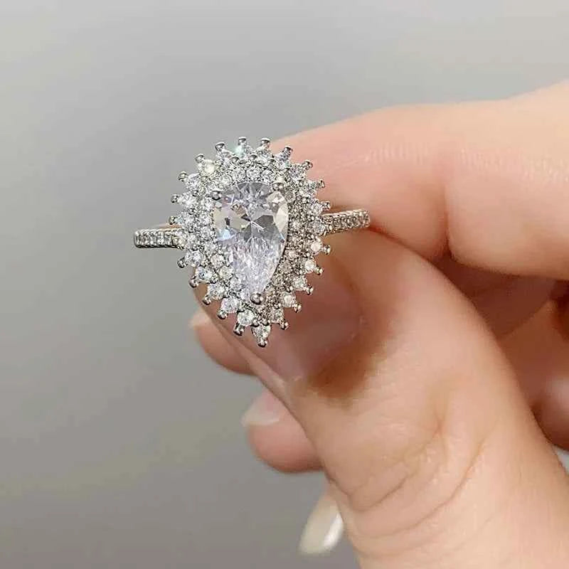 Q138 Diamond Ring Pear Cut Natural Diamond Classic Engagement Women's Jewelry