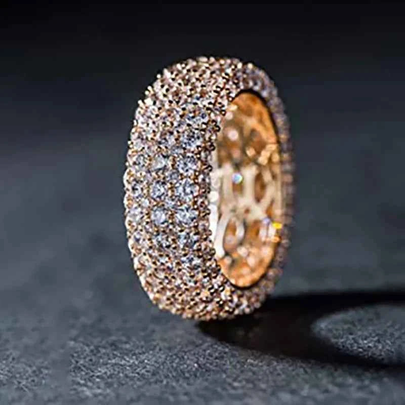 H360 Luxury Women's 18K Solid Gold Natural G Color Diamond Round Brilliant Cut Wedding Band