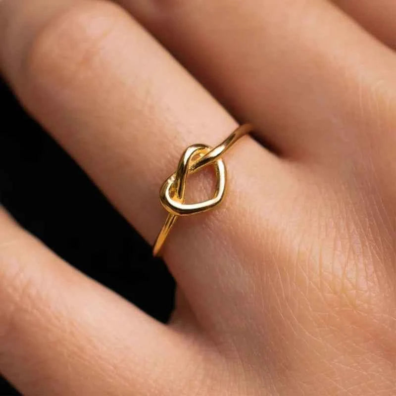 Elegant Stainless Steel Heart Ring - Gold Wedding Jewelry