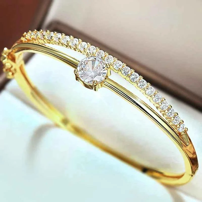 Xarvio Chicoes Diamond Bracelet Yellow Gold Round Brilliant Cut D Color Natural Diamonds Women's Classic Engagement Jewelry