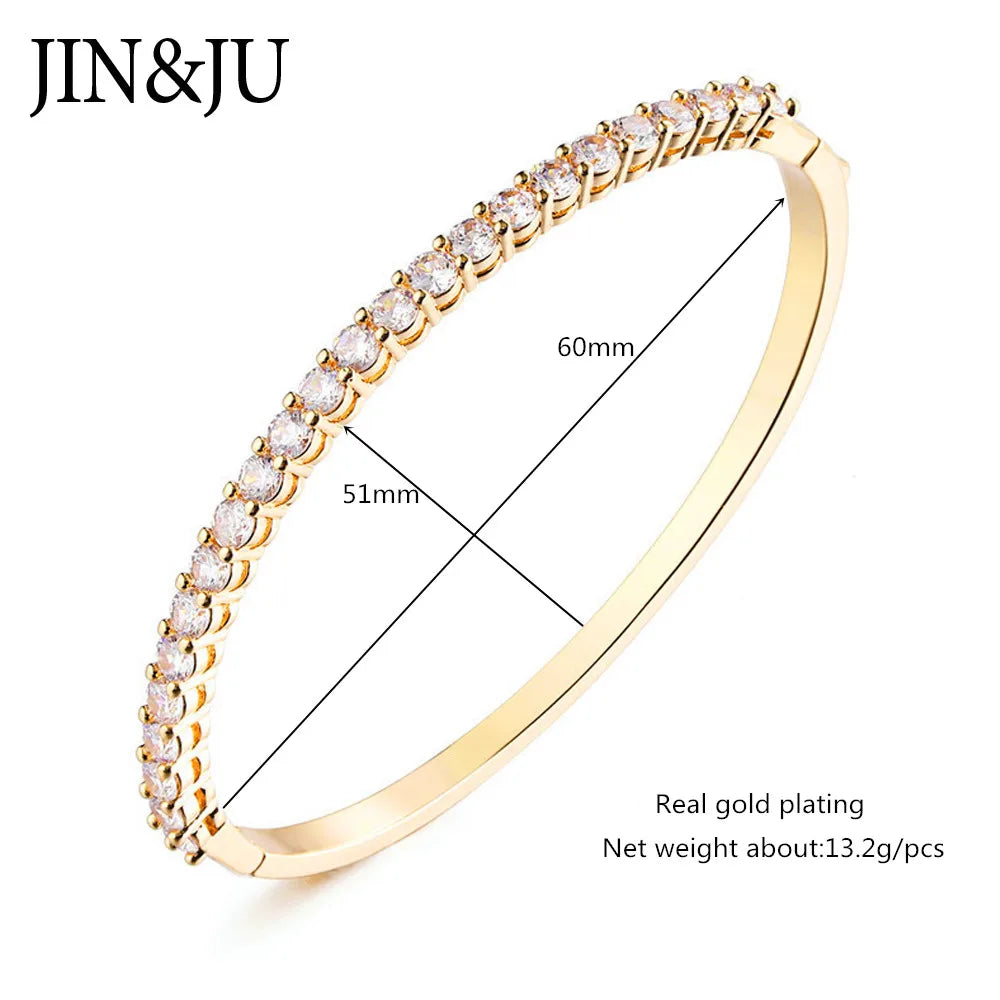 Elegant Luxury Cuff Bangle - 18K Gold Plated