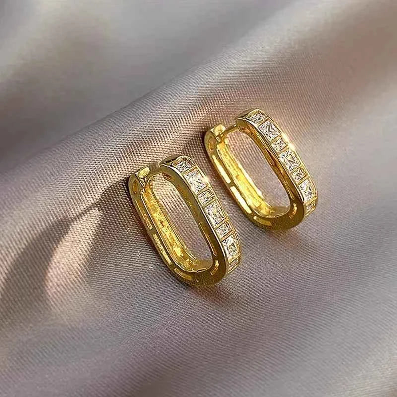 Golden Geometric Huggie Earrings Women Princess Cut Diamond Channel Setting 18K Gold Plated Zinc Alloy Classic Everyday Wear