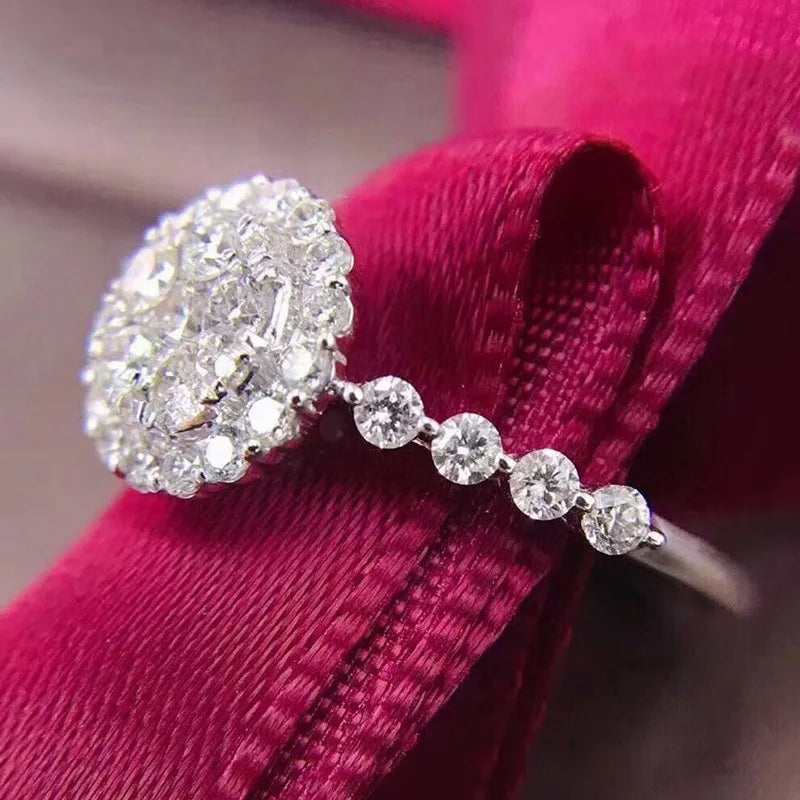 Elegant 1 Carat Diamond Engagement Ring - Round Brilliant D Color