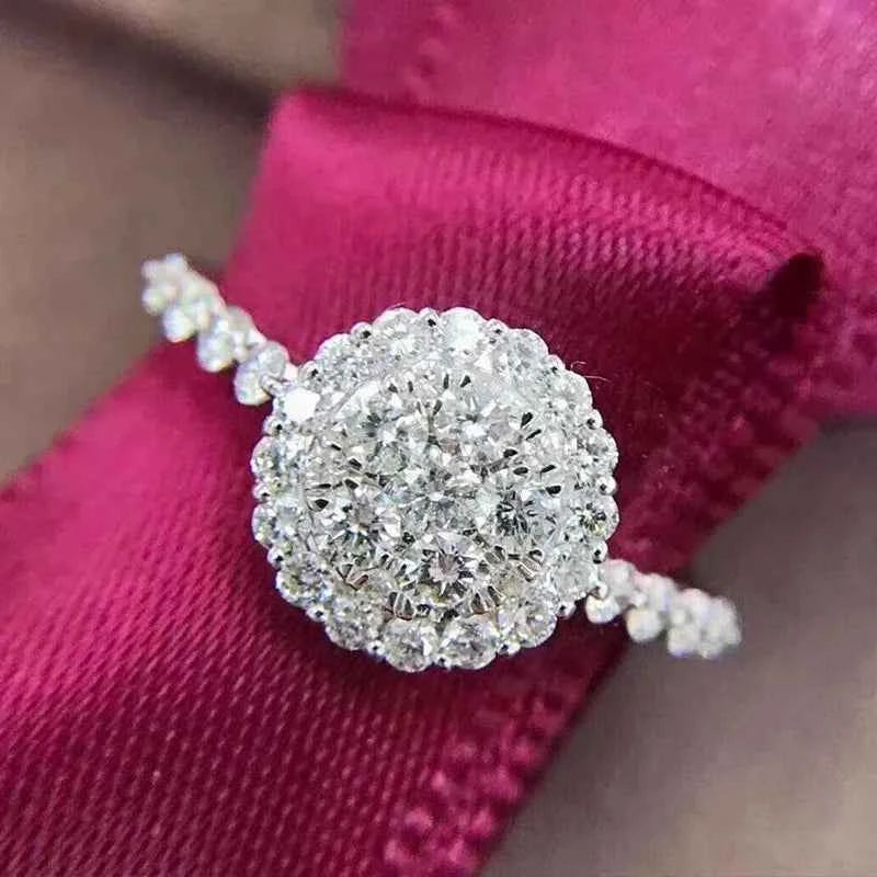F1135 Women's Classic Round Brilliant Cut Natural Diamond Engagement Ring D Color White Diamond 1.0 Ct Total Weight