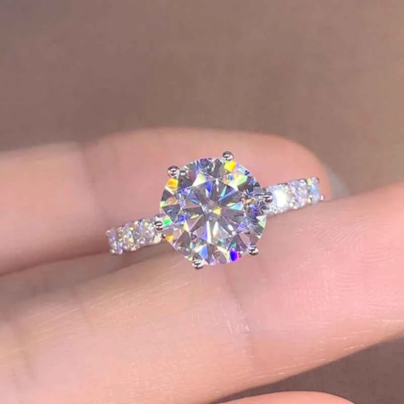 F1393 Women's White Gold Natural Diamond Engagement Ring with Round Brilliant Cut and G Color Side Stones