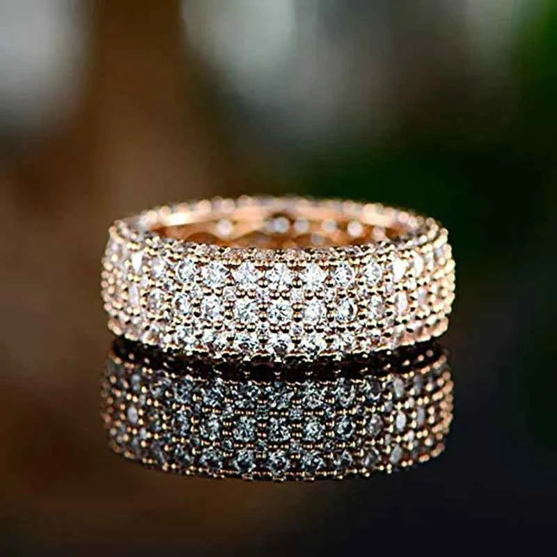 H360 Luxury Women's 18K Solid Gold Natural G Color Diamond Round Brilliant Cut Wedding Band