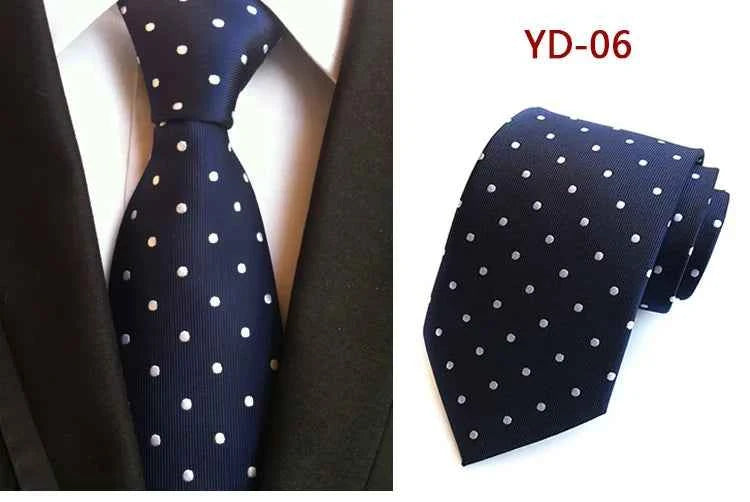 Elegant Polka Dot Silk Tie for Men