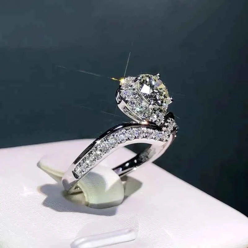 T0855 Women's White Gold Heart Cut Diamond Engagement Ring With Natural D Color Main Stone And Side Diamonds