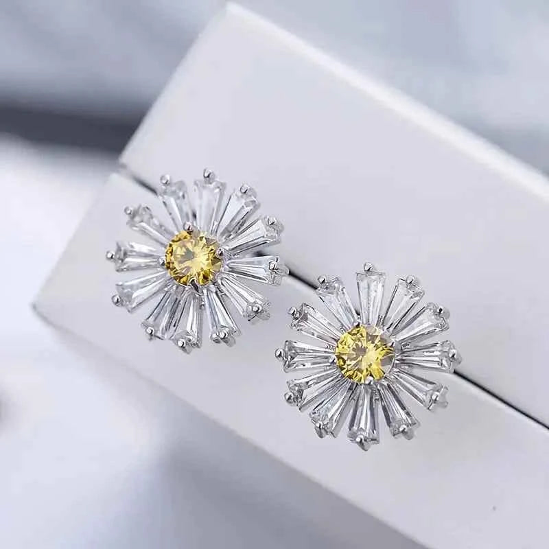 White Gold Flower Stud Earrings With Round Zircon Claw Setting For Women Party Romantic Fashion Jewelry