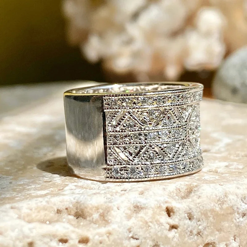 Classic White Gold Diamond Ring - Round Brilliant Cut Natural G Color