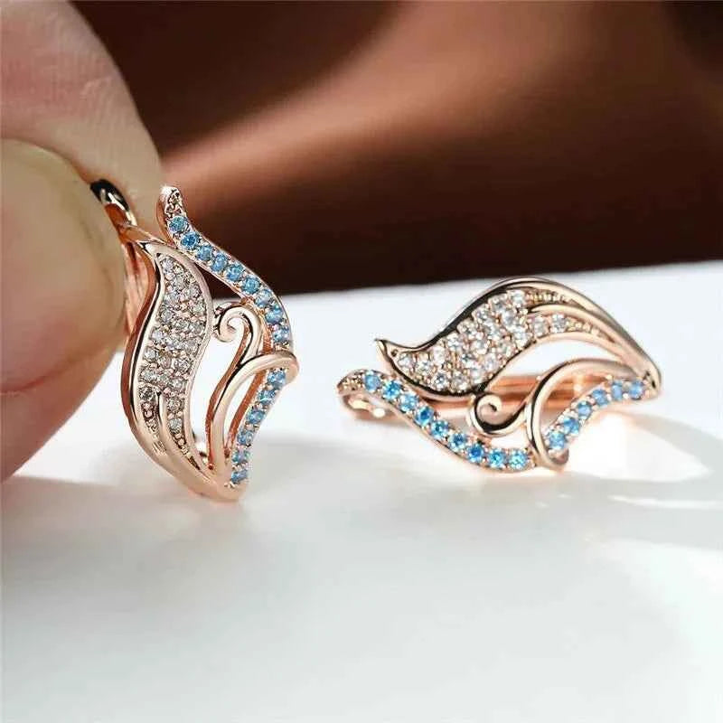 E2825 Zinc Alloy Rose Gold Plated Huggie Earrings with Zircon Wings Design for Women Party Fashion Jewelry