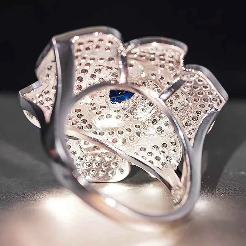 DJ100 Flower Brooch 925 Silver Triangle Cut Sapphire Center Pave Setting Women's Gift Fine Jewelry