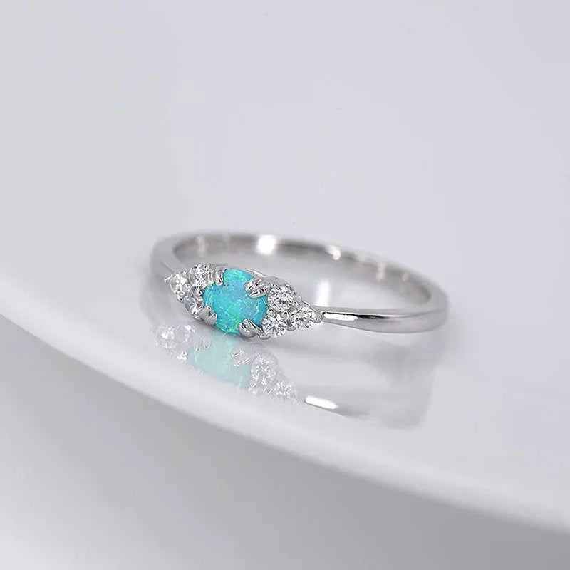 T0598 Silver Women's Engagement Ring with Side Diamond Round Brilliant Cut Natural Diamonds G Color