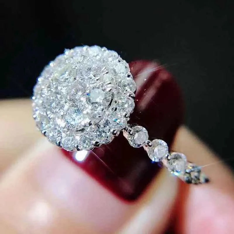 F1135 Women's Classic Round Brilliant Cut Natural Diamond Engagement Ring D Color White Diamond 1.0 Ct Total Weight