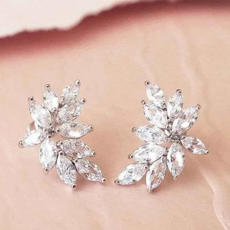 E1489 White Gold Flower Stud Earrings Crystal Rhinestone Claw Setting Women's Classic Wedding Jewelry