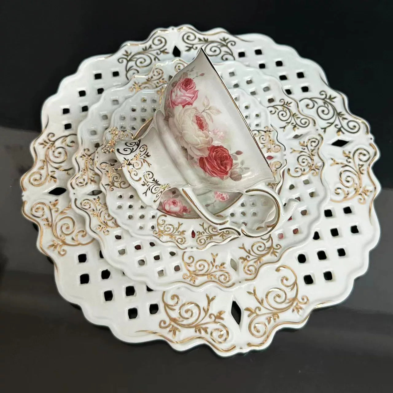 Elegant Palace Style Tea Set - Premium Porcelain Collection