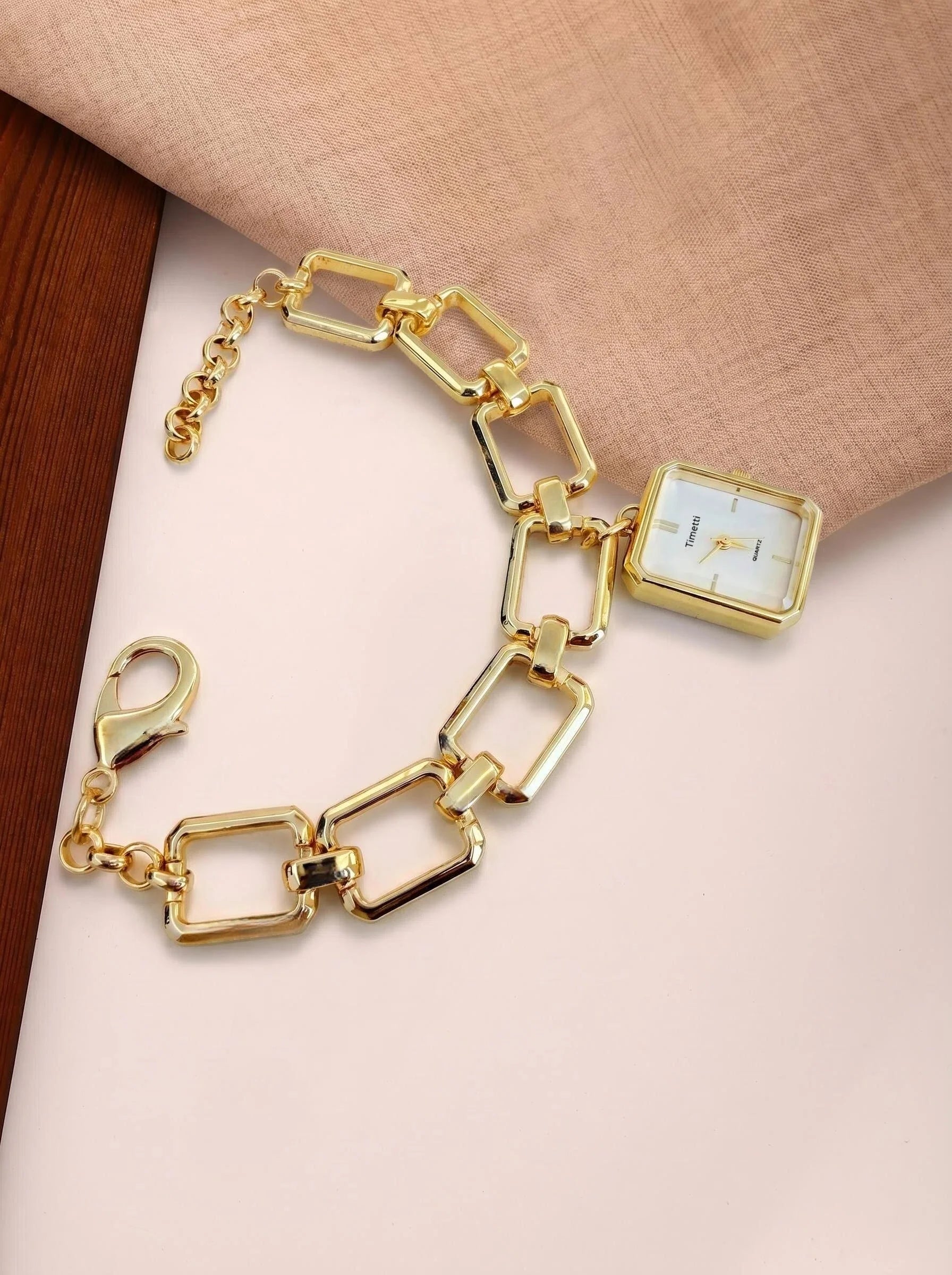 Elegant Casual Luxury Bracelet Watch - Quartz Movement