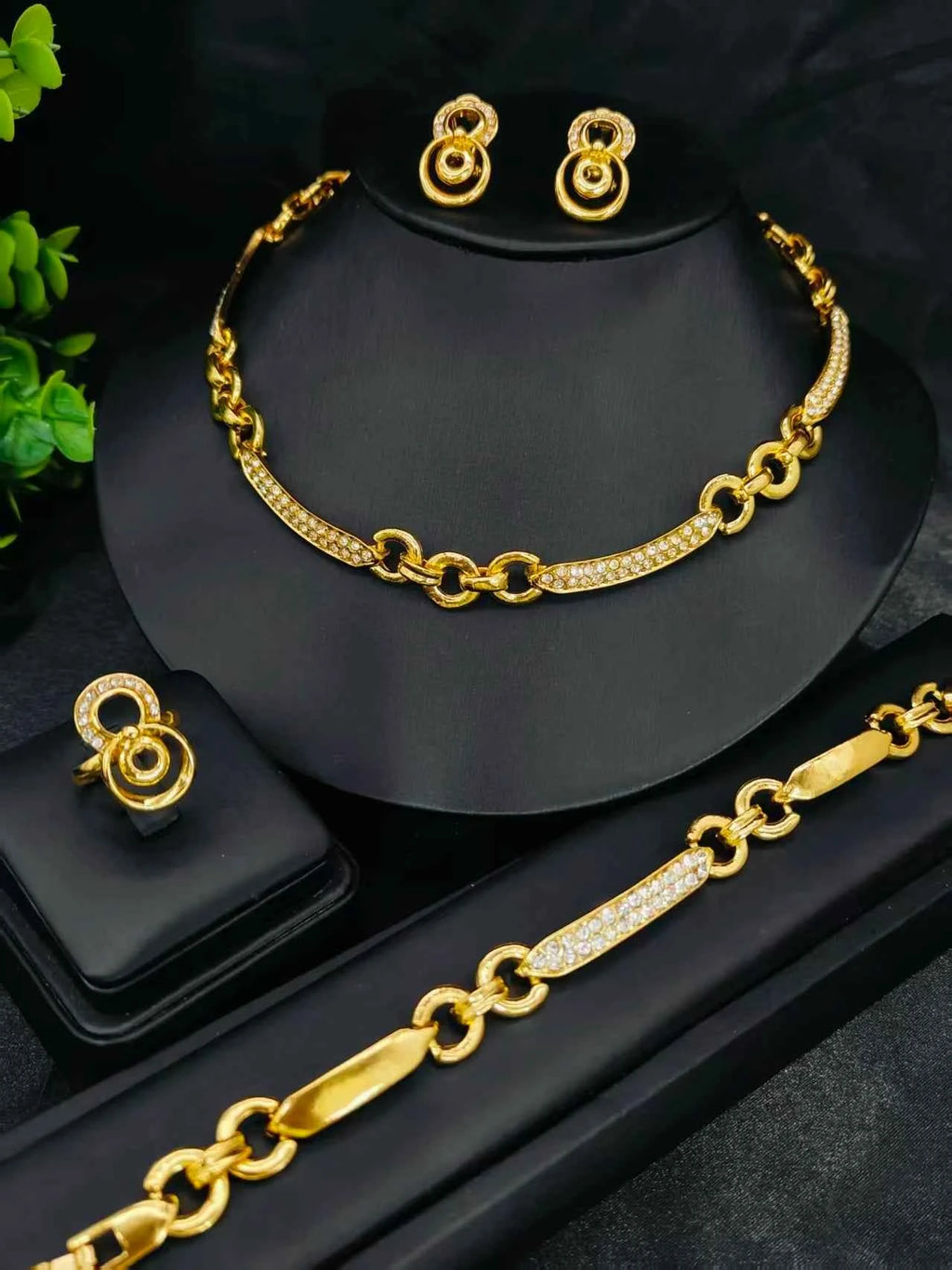 Luxury 24K Gold Plated Dubai Jewelry Set - Necklace & Earrings