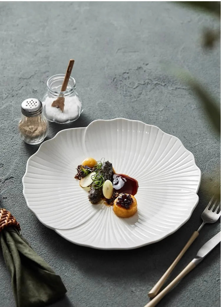 Elegant White Ceramic Dinner Plates Set - Modern Tableware