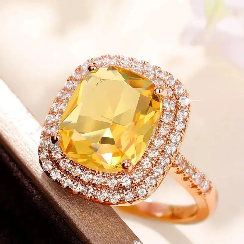 Elegant Yellow Cubic Zirconia Ring - Luxury Fashion Jewelry