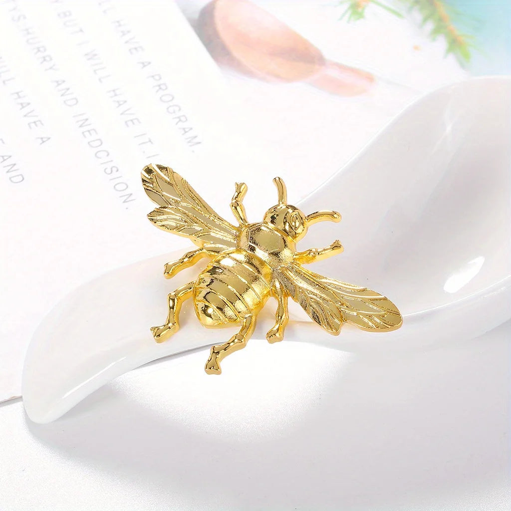Elegant Crystal Bee Brooch Pin - Vintage Rhinestone Insect Badge