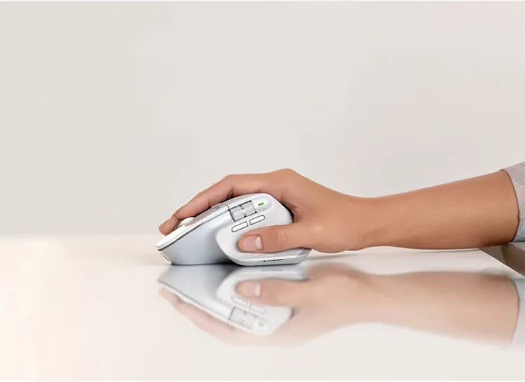 Premium Ergonomic Wireless Mouse - Softtone Silent Clicks