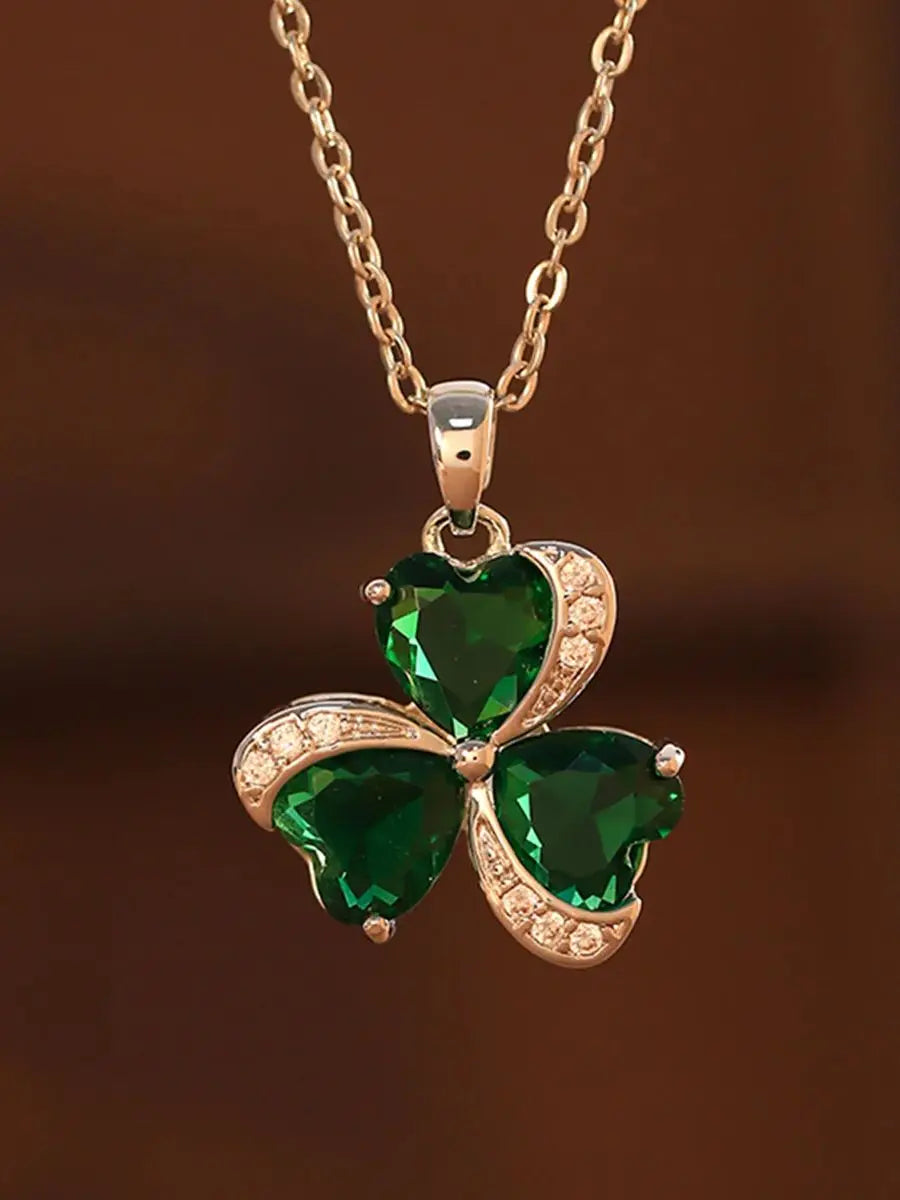 Elegant Emerald Chain Necklace - Stainless Steel Collarbone