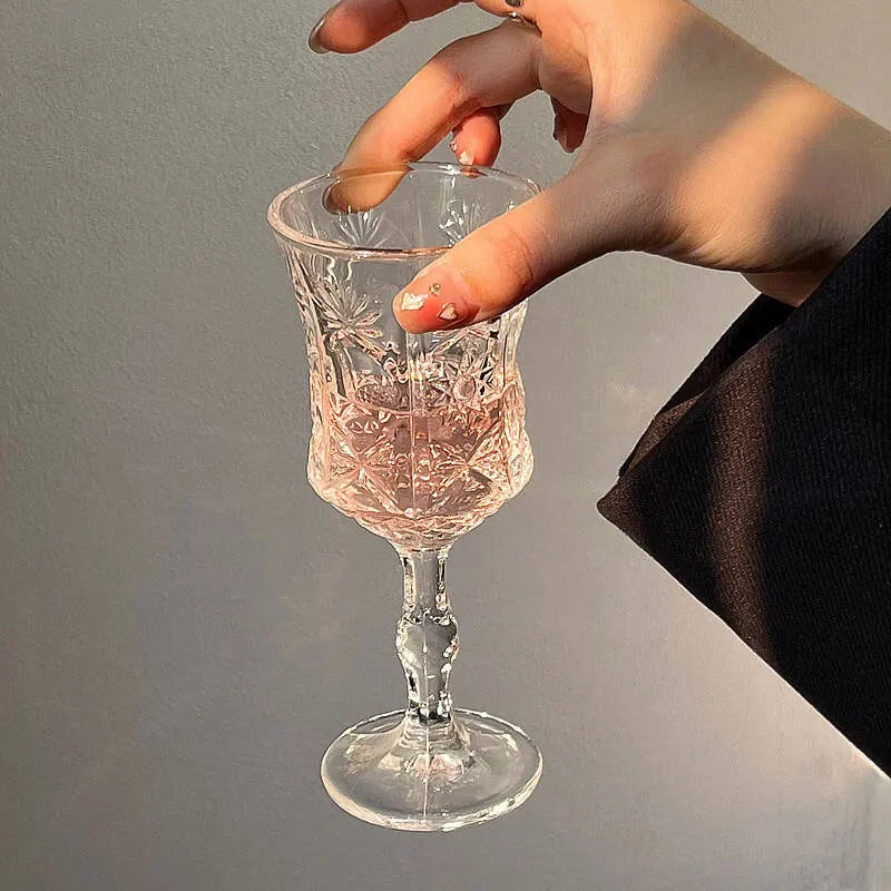 Elegant Vintage Relief Wine Glass - French Style Drinkware