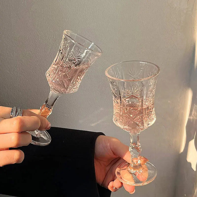 Elegant Vintage Relief Wine Glass - French Style Drinkware