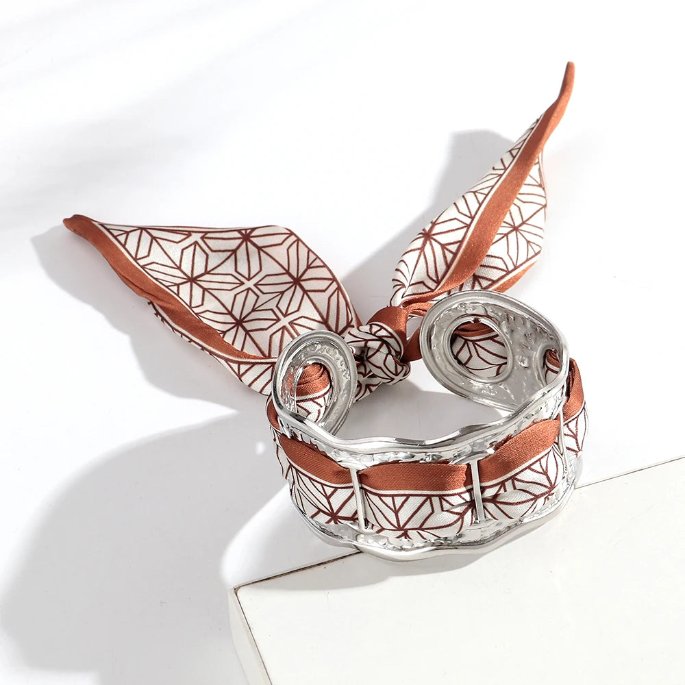 Elegant Silk Cuff Bracelet - Gold & Silver Retro Design