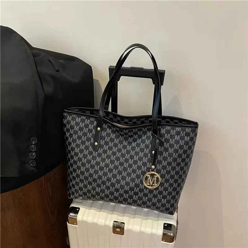 Elegant Vintage Tote Bag - Large Capacity Fashion Handbag