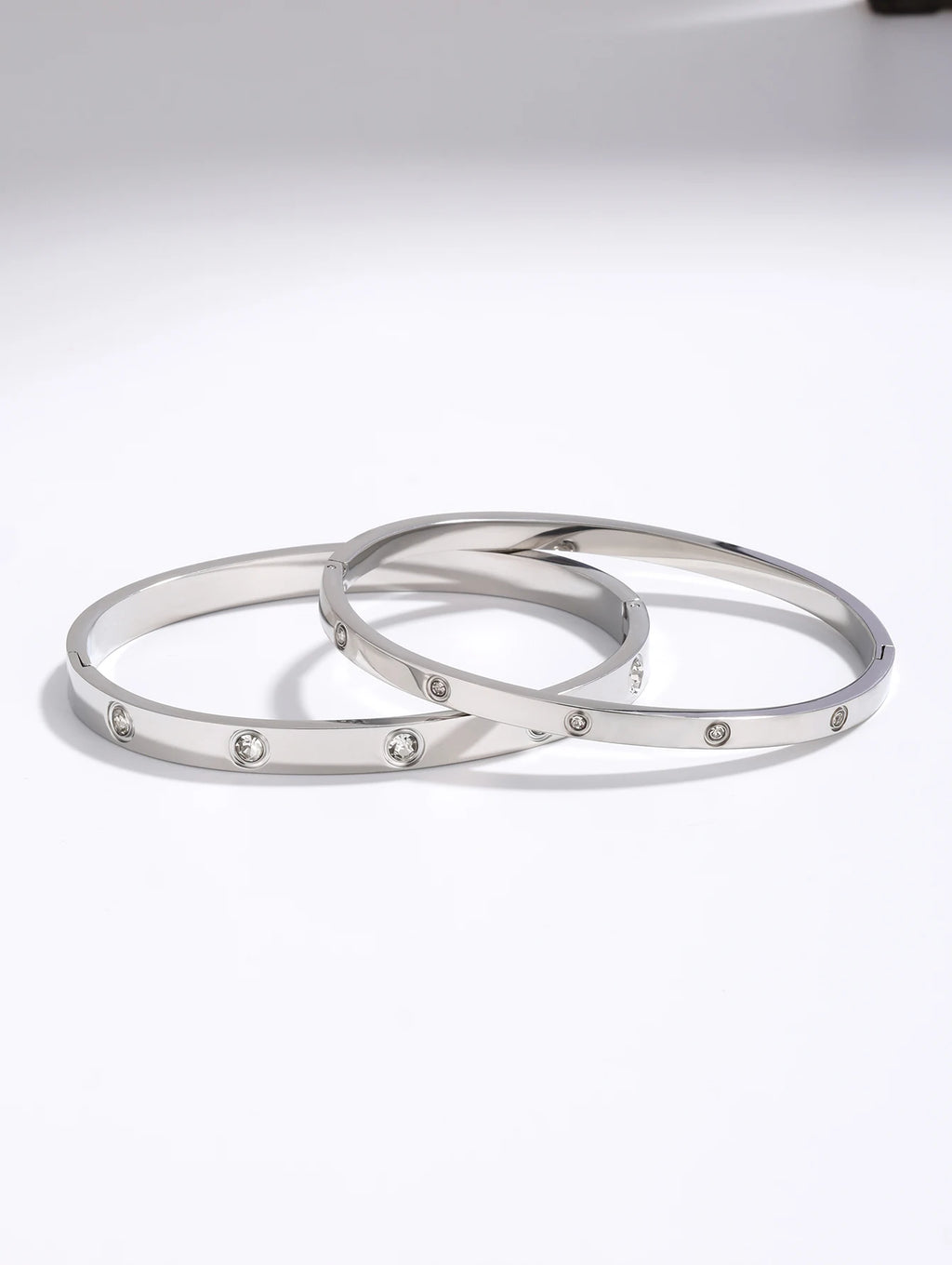 Elegant Women's Stainless Steel Bracelet - Premium Cuff Design