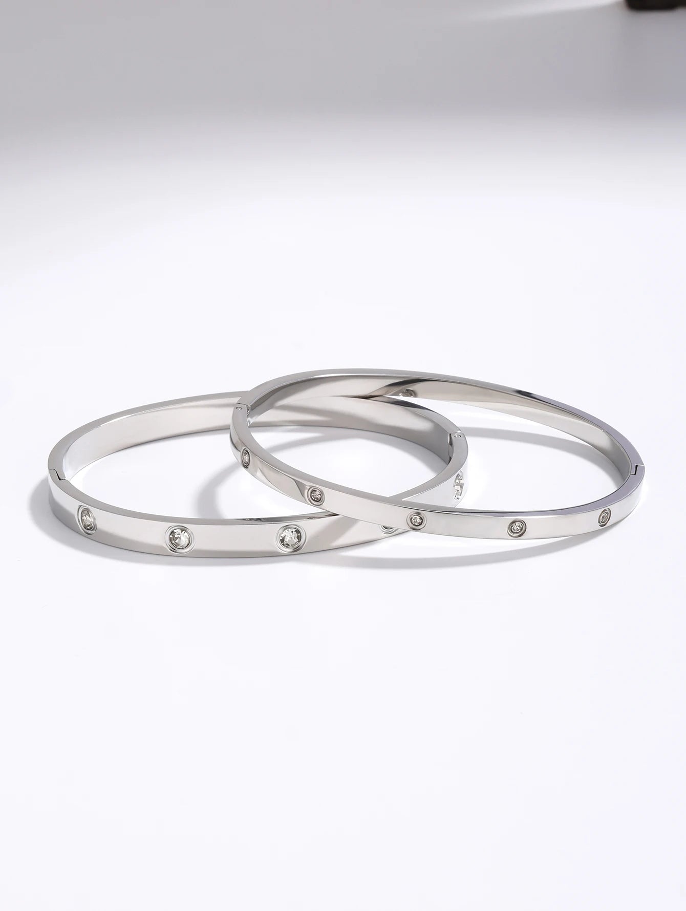 Elegant Women's Stainless Steel Bracelet - Premium Cuff Design