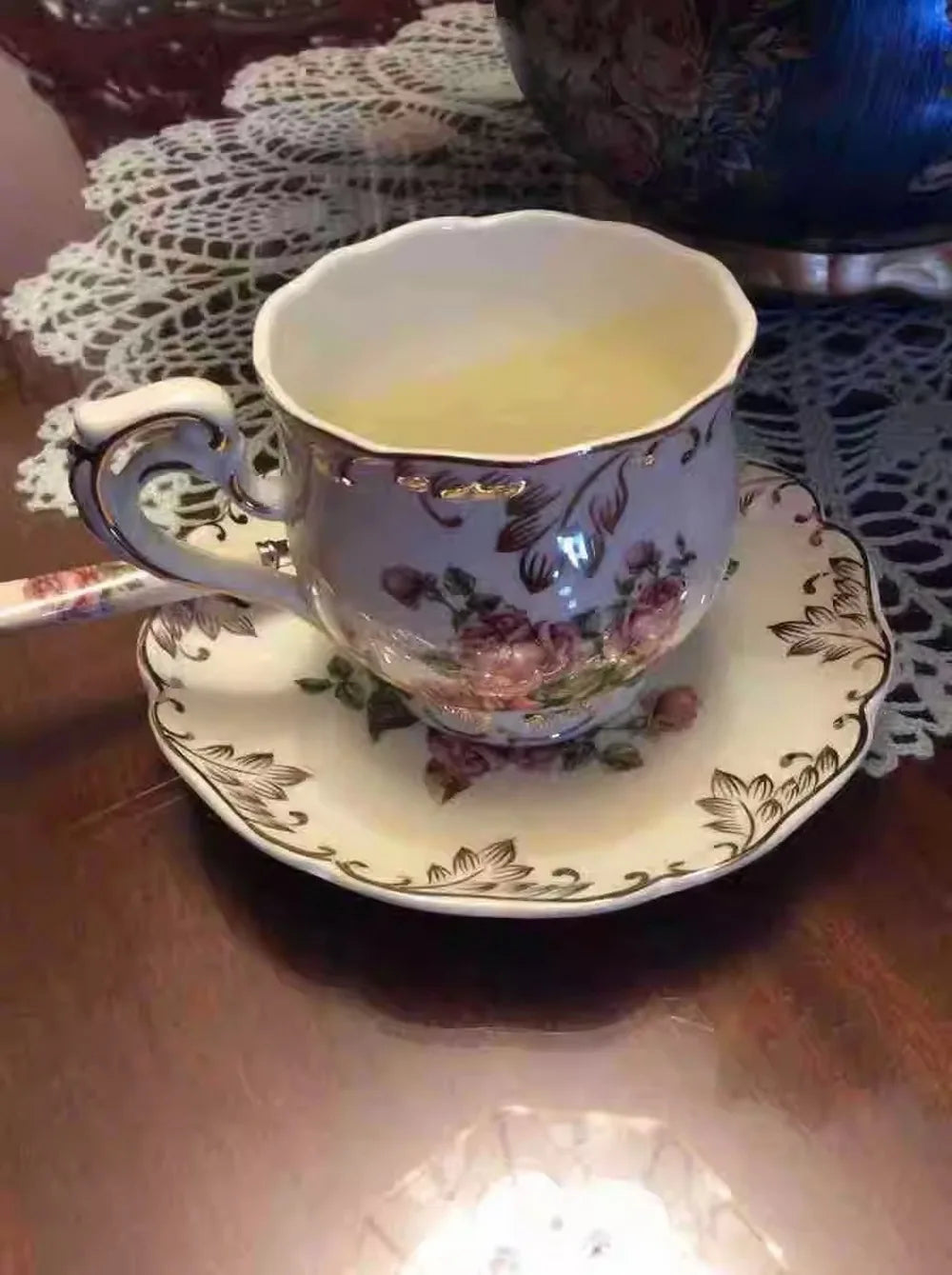 Elegant Flowering Ivory Ceramic Floral Tea Cup Set