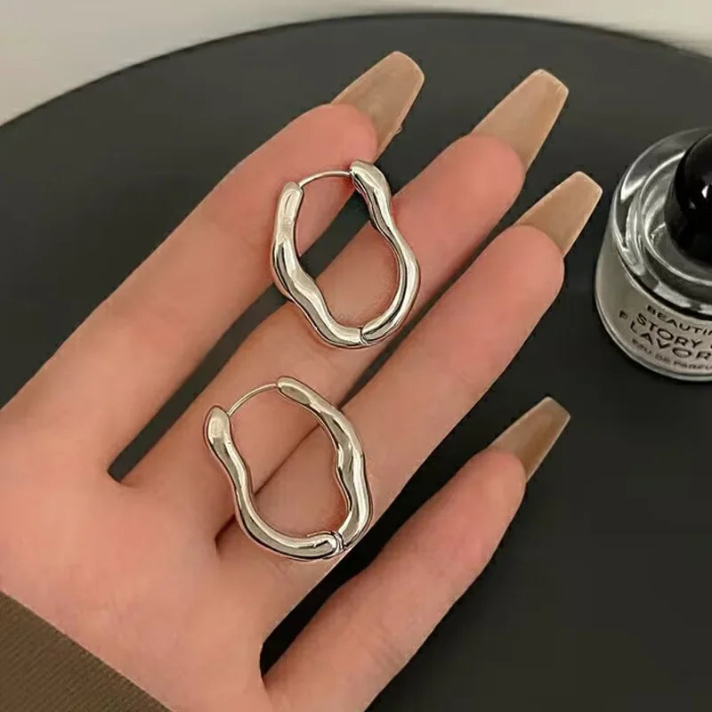 Elegant Geometric Hoop Earrings - Modern Irregular Circle Jewelry