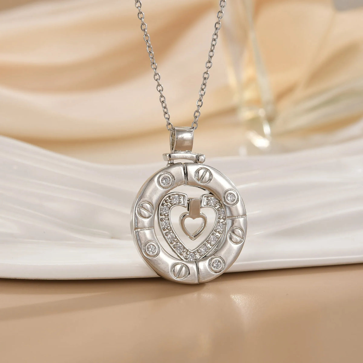 Steps of Heaven Luxury Detachable Titanium Necklace for Women