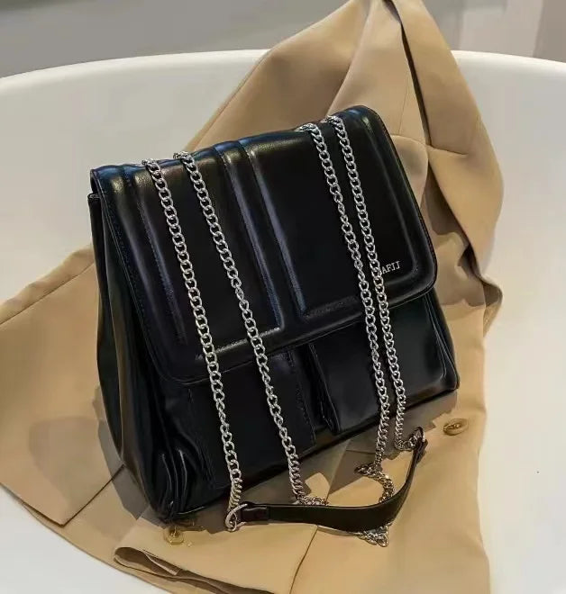Elegant Black Leather Crossbody Bag - Large Capacity Vintage Style