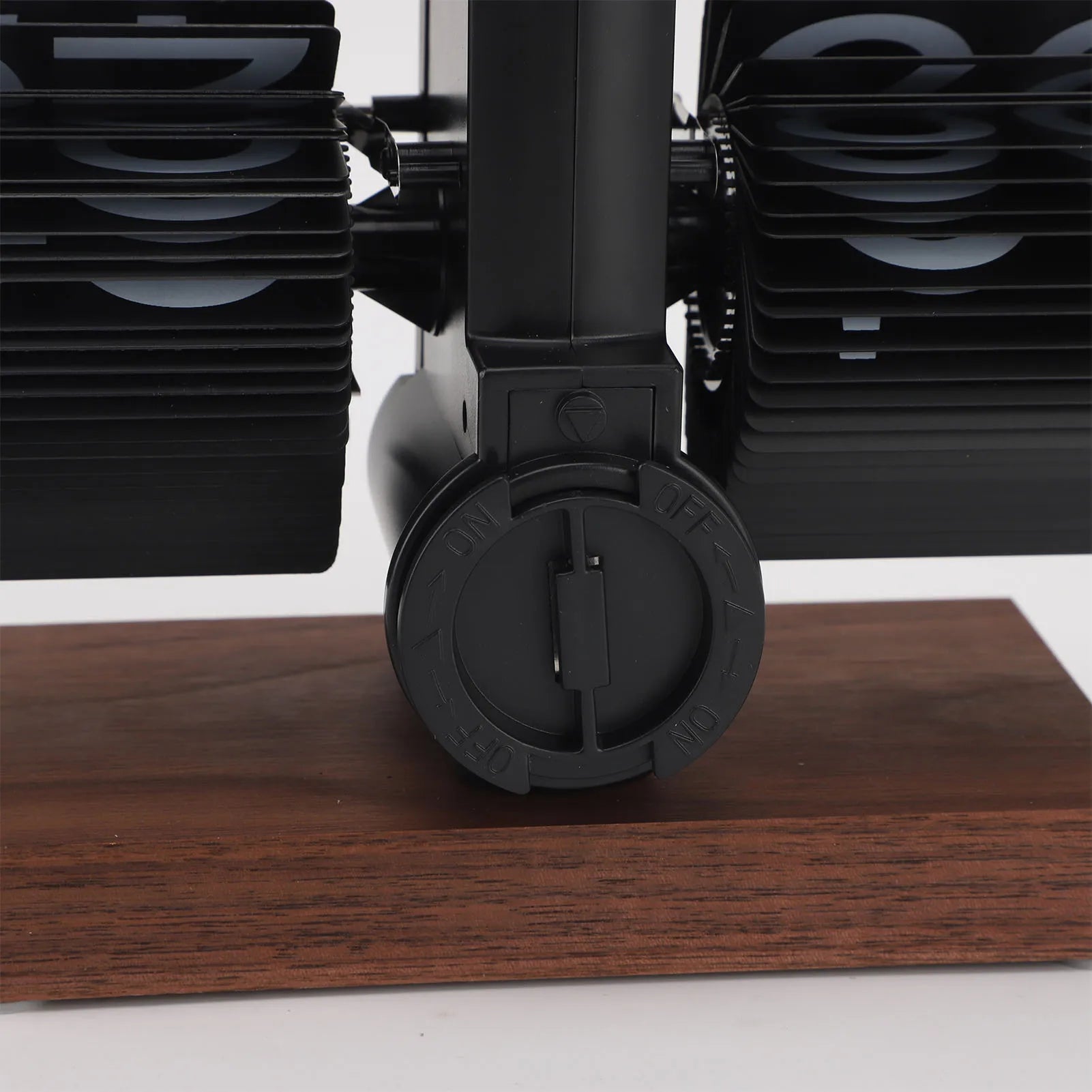 Elegant Vintage Auto Desk Clock - Rotary Knob Design