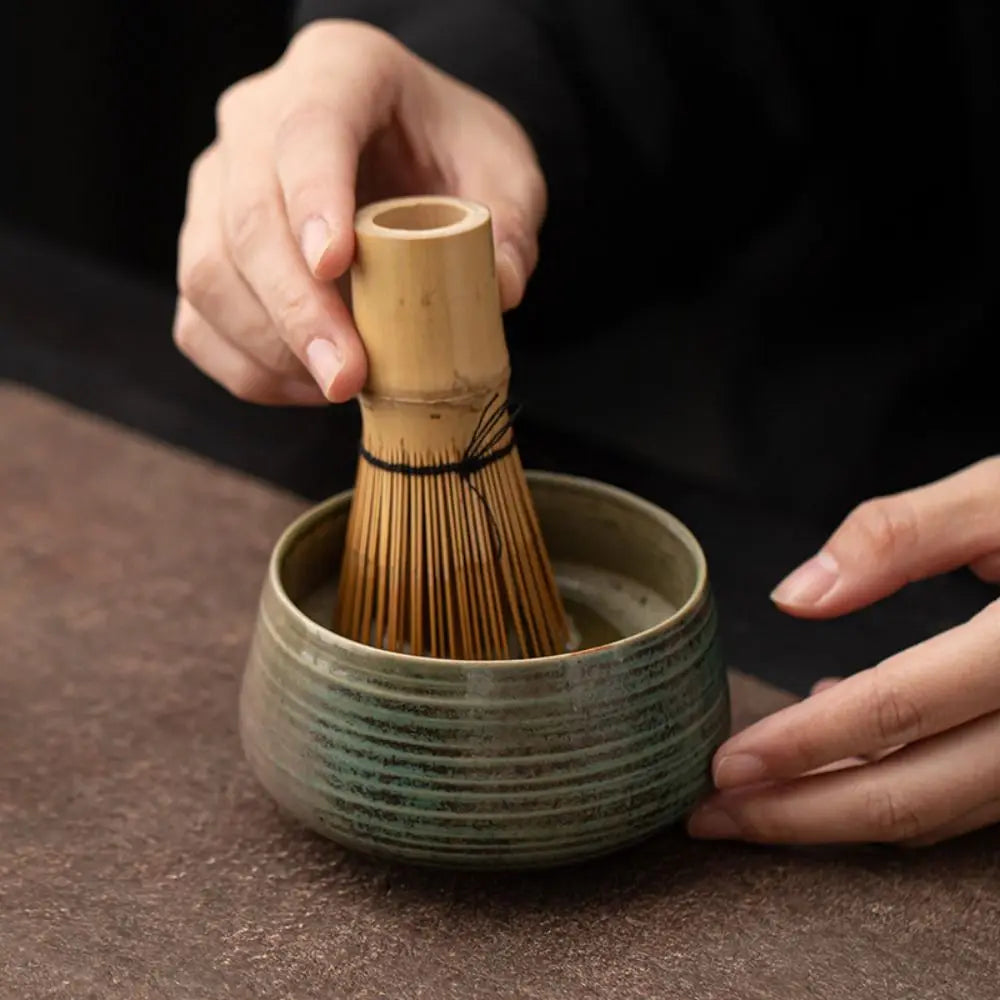Premium Ceramic Matcha Bowl - Smooth Large Capacity