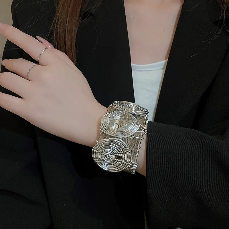 Elegant Luxury Wide Edge Bracelet - Personalized Temperament