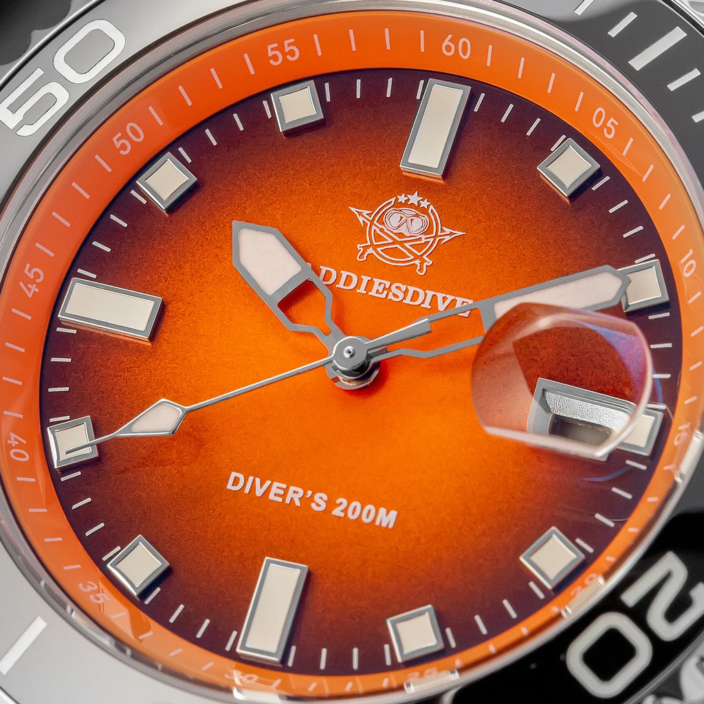 Luxury Men's Diving Watch - 200M Waterproof & Luminous