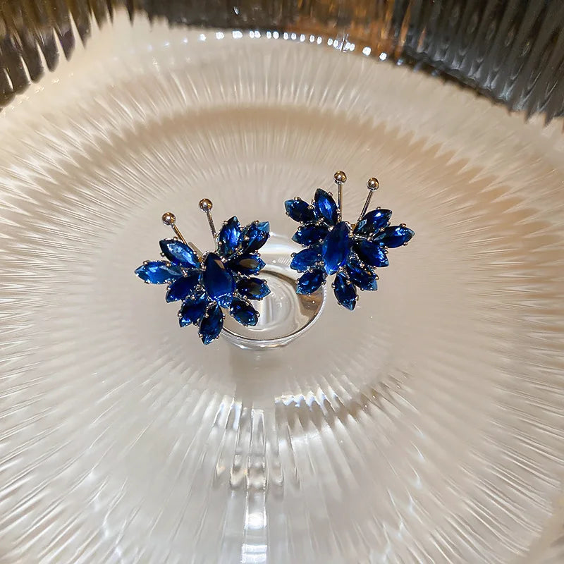 Luxury Crystal Flower Stud Earrings - Elegant Floral Design