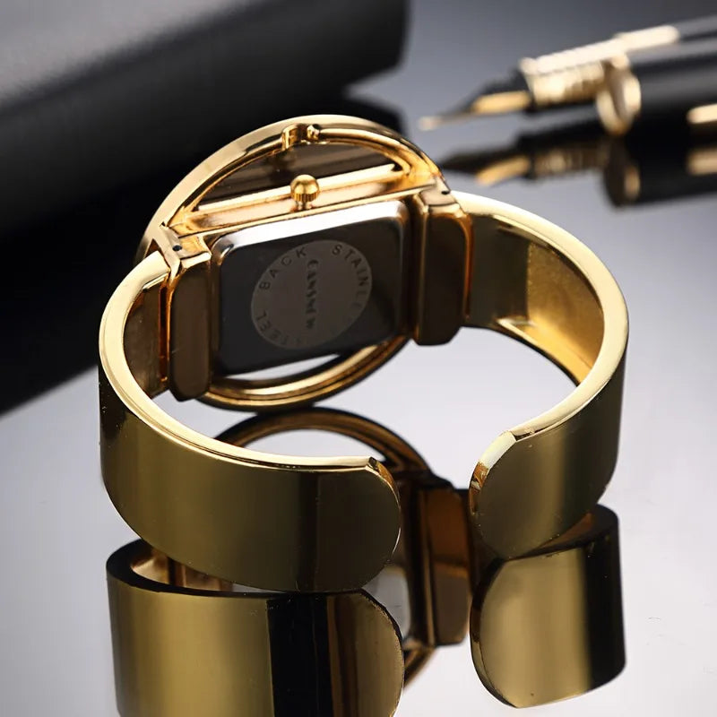 Elegant Ladies Bracelet Watch - Luxury Quartz Design