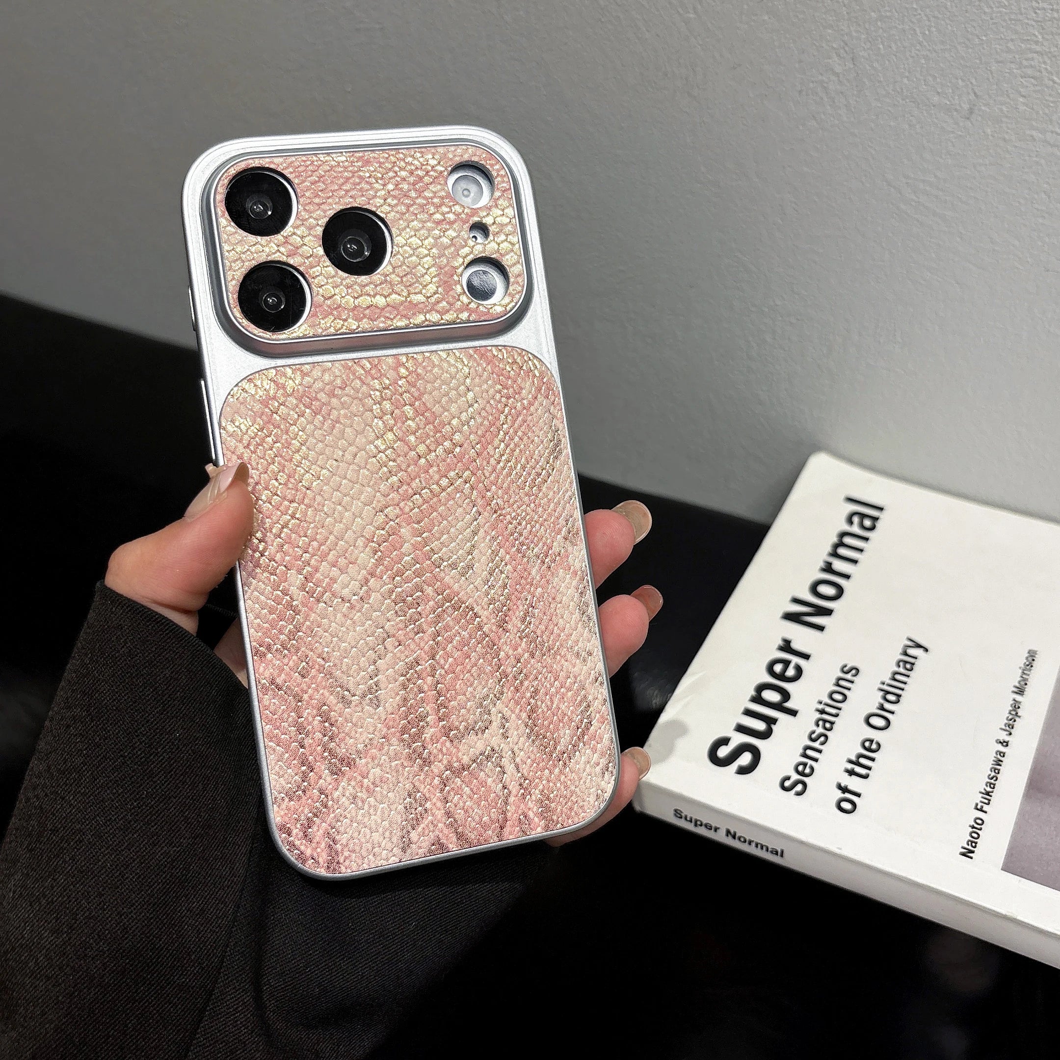 Premium Business iPhone Leather Case - Shockproof & Glossy