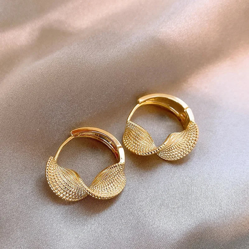 Elegant Geometric Hoop Earrings - Modern Irregular Circle Jewelry
