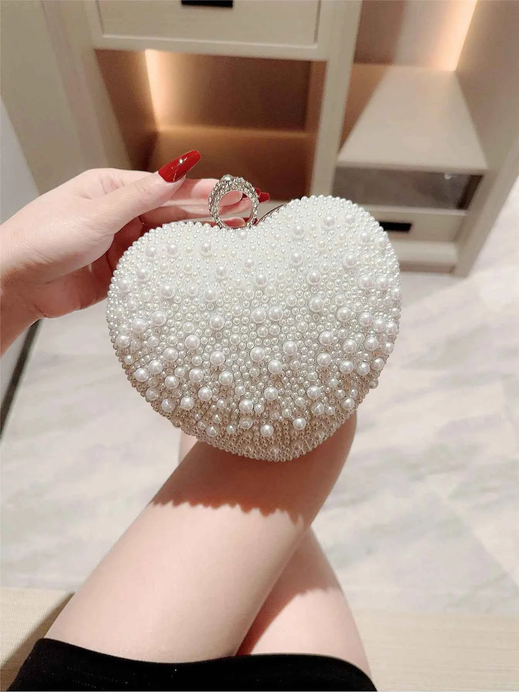 Elegant Pearl Evening Bag - Embellished Clutch with Chain