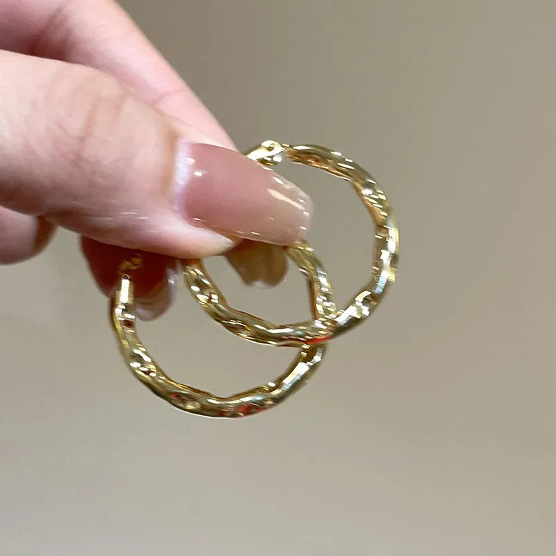 Elegant Geometric Hoop Earrings - Modern Irregular Circle Jewelry