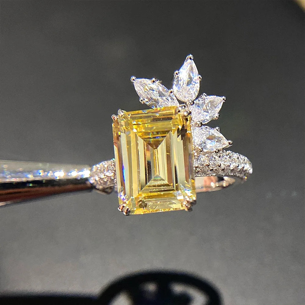 Elegant Yellow Cubic Zirconia Ring - Luxury Fashion Jewelry